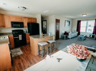 84 Silver Maple Rdg #139YPA8, Charleston, WV 25306