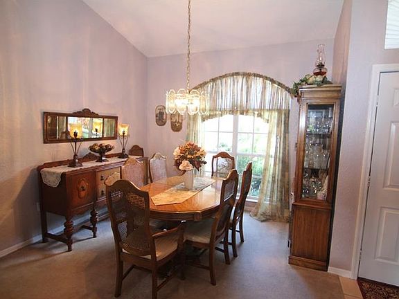 2nd image of 16613 Meadow Grove St