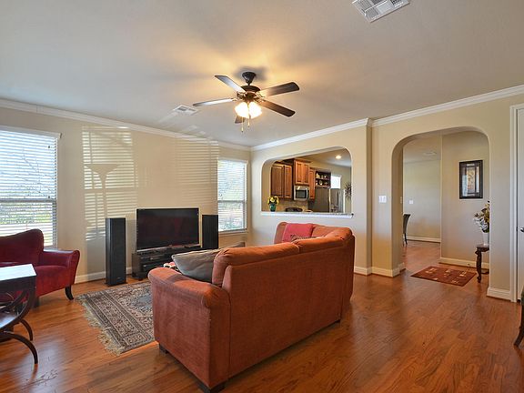 3rd image of 6001 Wilcott Ct