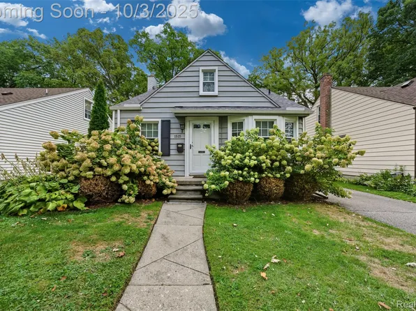1515 Etowah Ave, Royal Oak, MI 48067