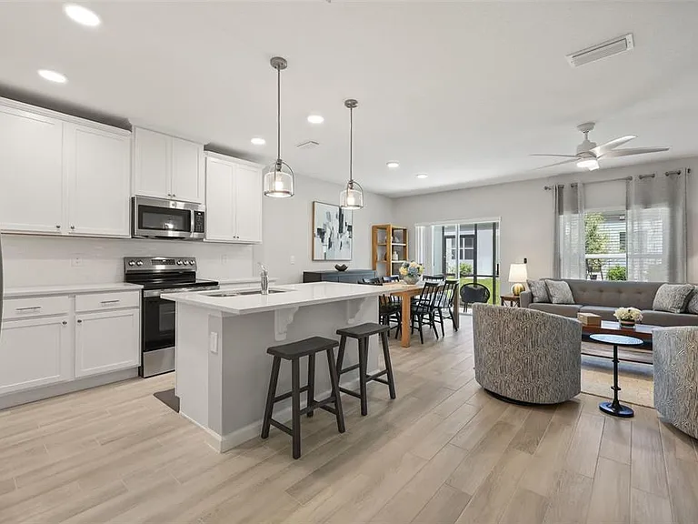 14937 Harvest St — Photo 10