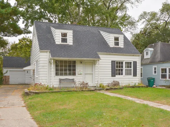 57 Coolidge Ave W, Battle Creek, MI 49037