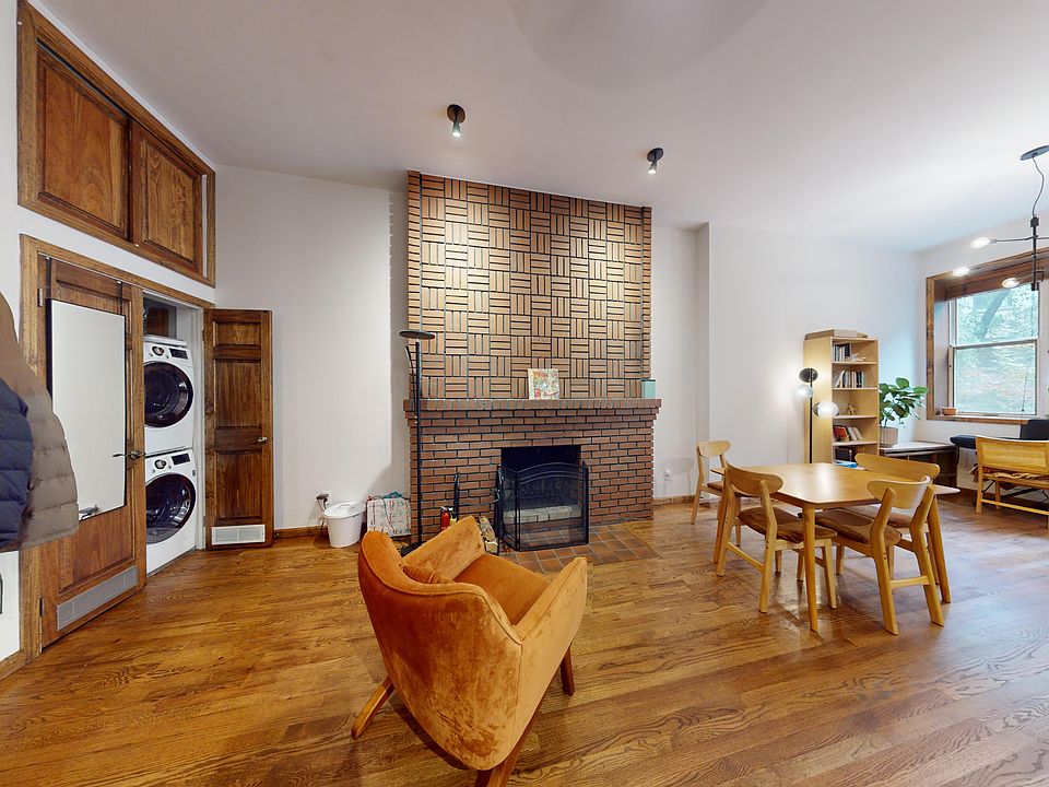 1st image of 308 W 77th St APT 8
