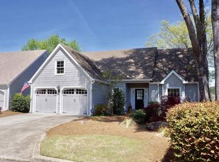 6440 Spinnaker Ln, Alpharetta, GA 30005