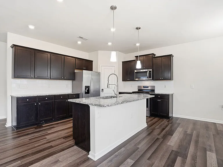 2116 Water Marsh Trl — Photo 8