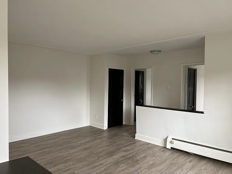 792 Hughson St #14 — Photo 2