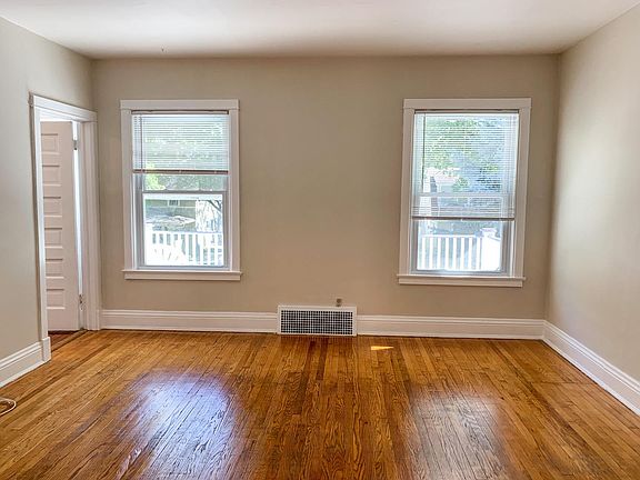 2nd image of 539 Belleforte Ave