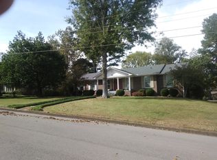 1207 Jackson Dr, Pulaski, TN 38478