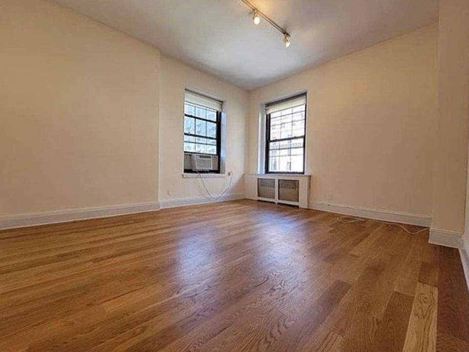 1st image of 49 Park Ave #4U