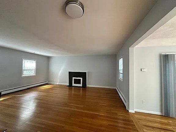 5th image of 32 Coyne Rd #32