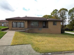 163 N 15th St, Weirton, WV 26062