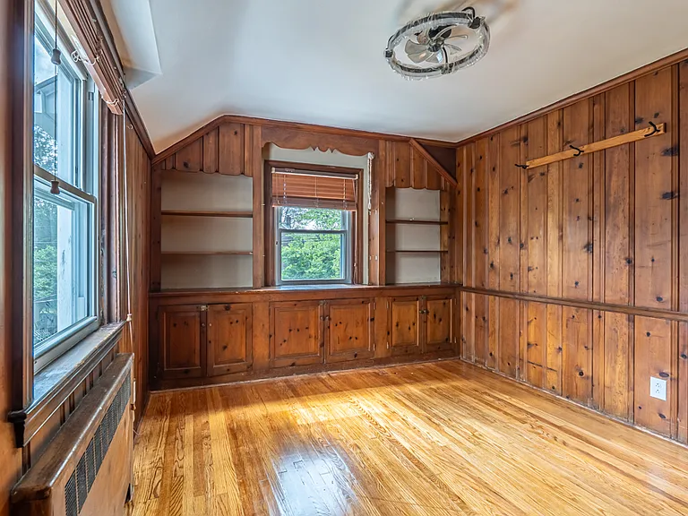 644 Meetinghouse Rd — Photo 38