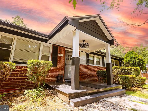 5th image of 4413 Lakeview Dr
