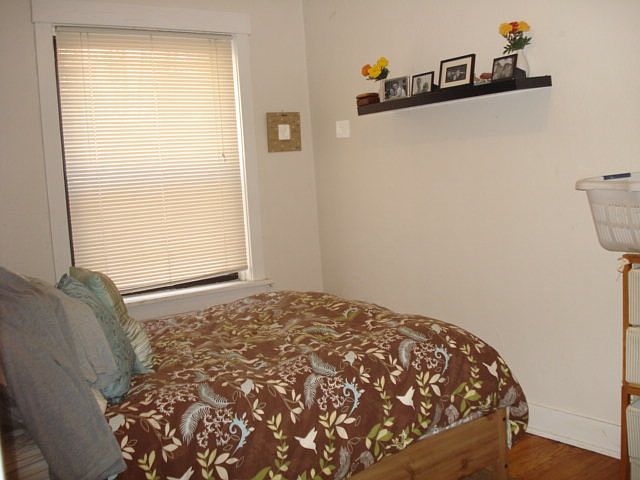 2nd image of 5673 Hobart St APT 7