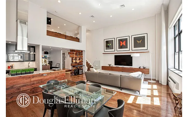 Sold by Douglas Elliman | media 15