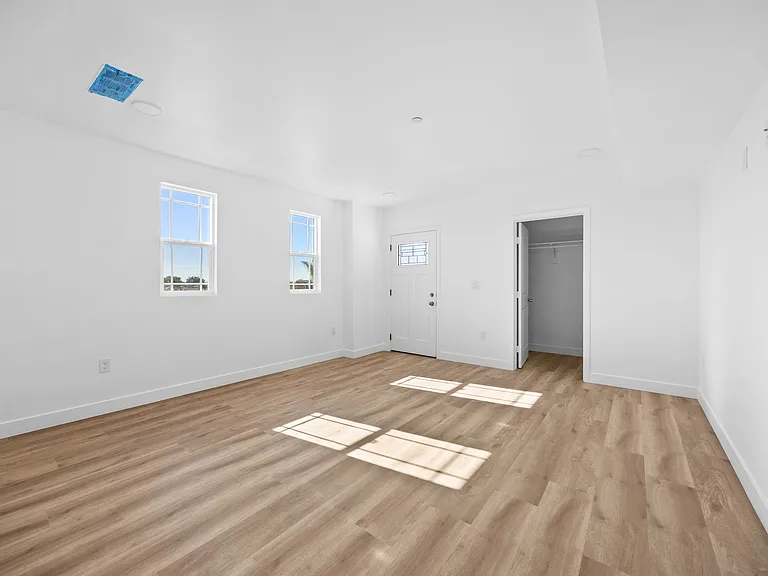 10936 S Osage Ave #A — Photo 13