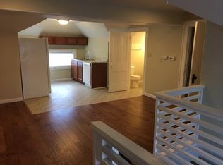 1001 S 4th St APT 3, Springfield, IL 62703