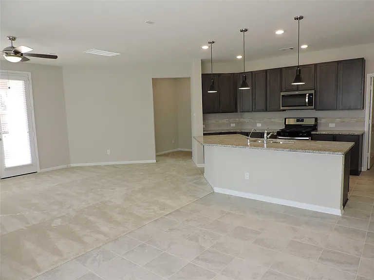 1164 Littleton Ct — Photo 6
