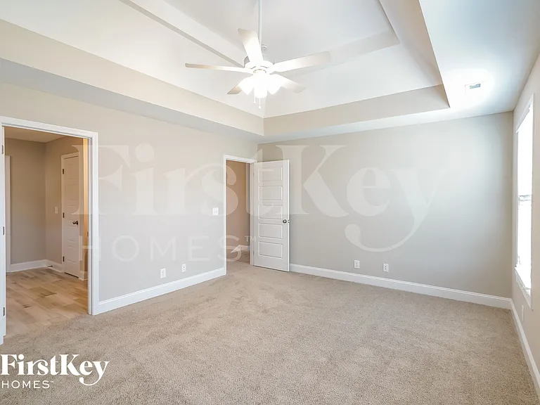 660 Alvin Rd — Photo 8