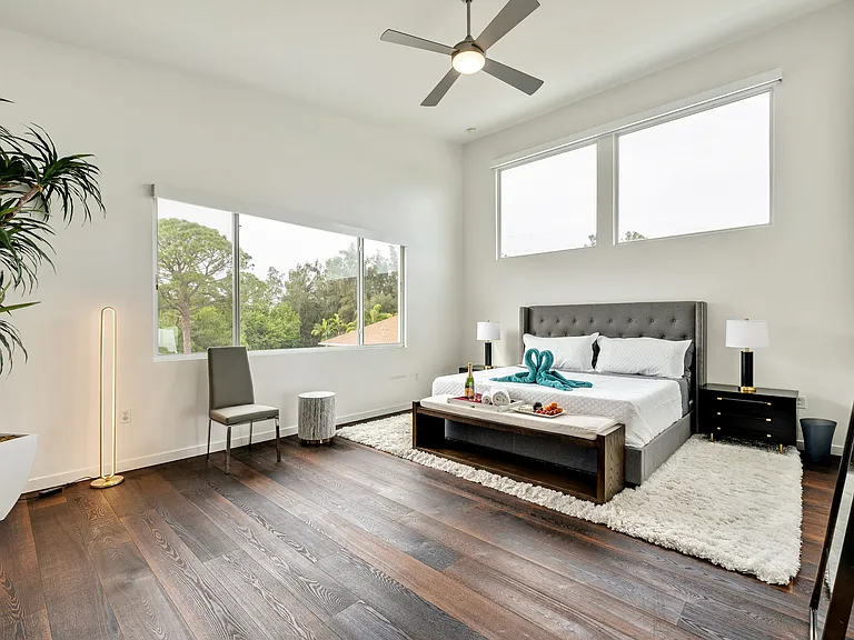9100 San Martin Blvd NE — Photo 38