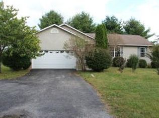 163 Highland Dr, Crossville, TN 38572
