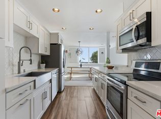 2385 Roscomare Rd UNIT E17, Los Angeles, CA 90077