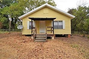 2nd image of 60 Hillcrest Blvd