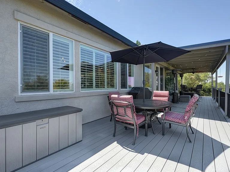 7029 Pembroke Way — Photo 66