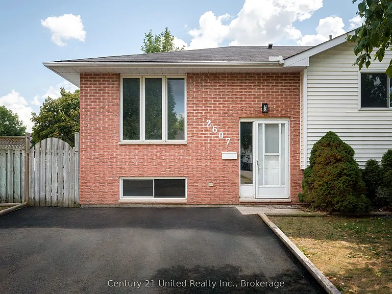 2607 Foxmeadow Rd #B — Photo 2