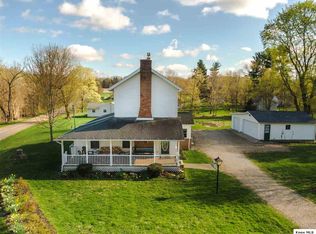 18797 Old Mansfield Rd, Fredericktown, OH 43019