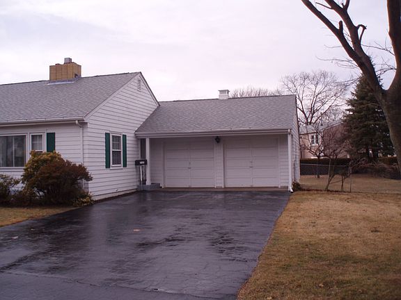 Exterior Front Attached Garage