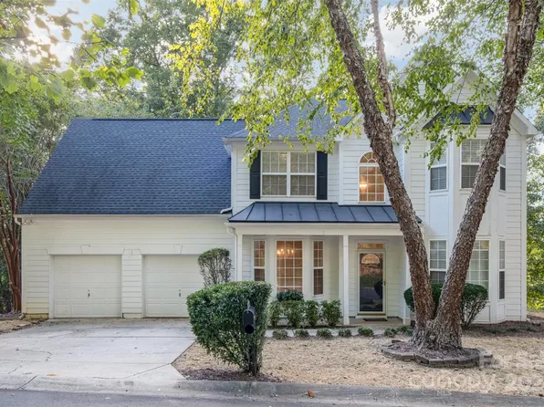 14312 Crown Harbor Dr, Charlotte, NC 28278