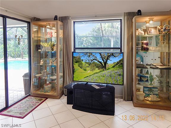 5th image of 2906 NE Bassinger St