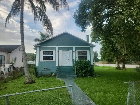 632 NW Avenue G Pl, Belle Glade, FL 33430