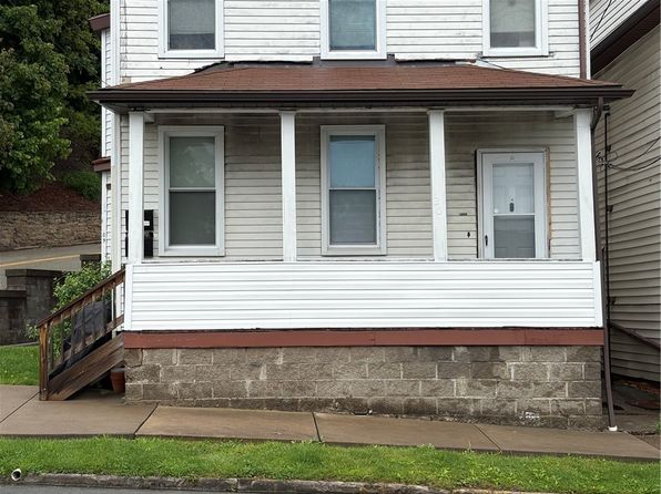 209 Harrison Ave, Greensburg, PA 15601