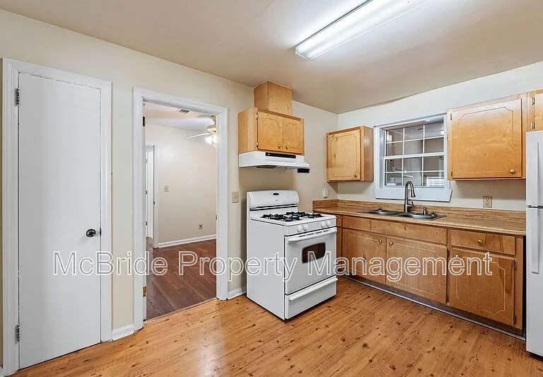 1739 Cornell Dr — Photo 17