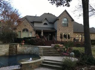 5201 Sycamore Dr, Midlothian, TX 76065