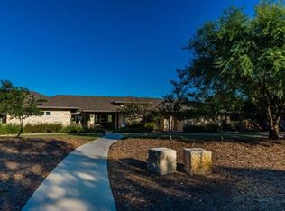 230 Ridge Rd, Kerrville, TX 78028