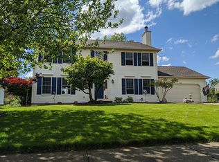 14027 Timber Lake Dr, Strongsville, OH 44136