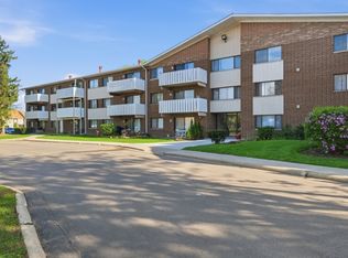 (Undisclosed Address), Palatine, IL 60074