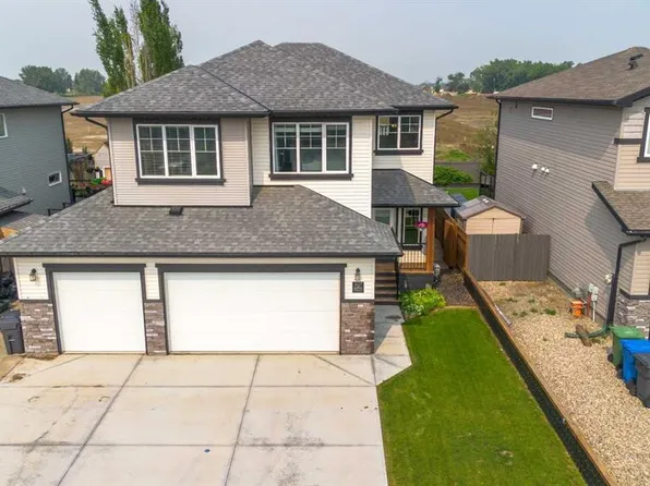 107 E Westgate Dr, Coaldale, AB T1M 0E1