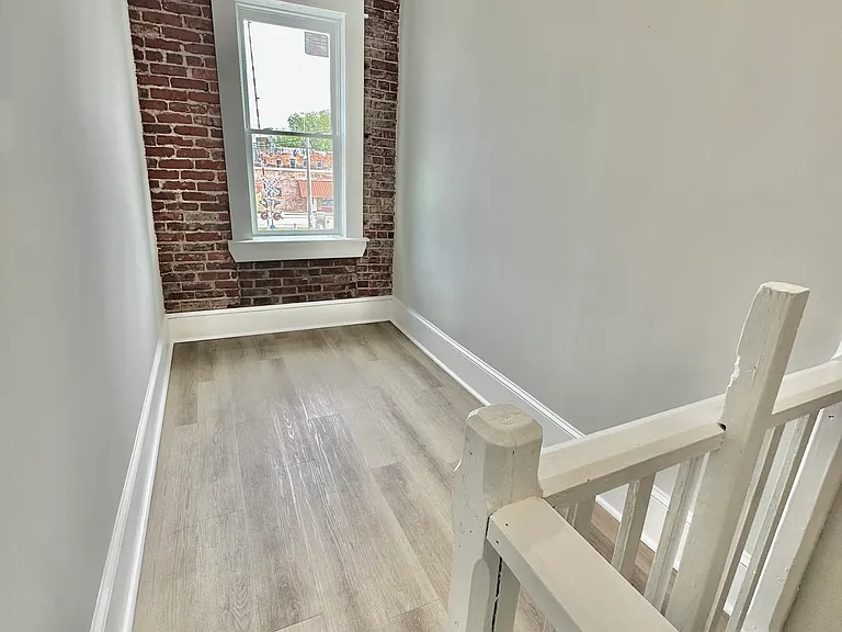 24 W Alabama St #B — Photo 19