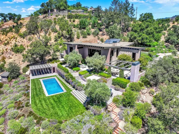 860 Meadowood Lane, St. Helena, CA 94574