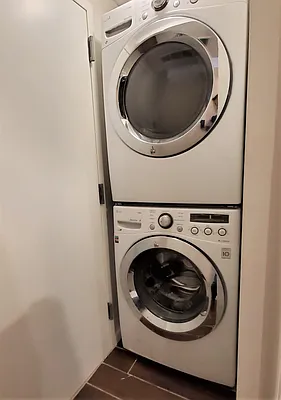 Rented by Amicourt LLC | media 30