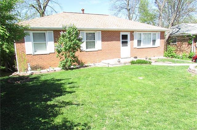 2nd image of 8945 Kidder Ave