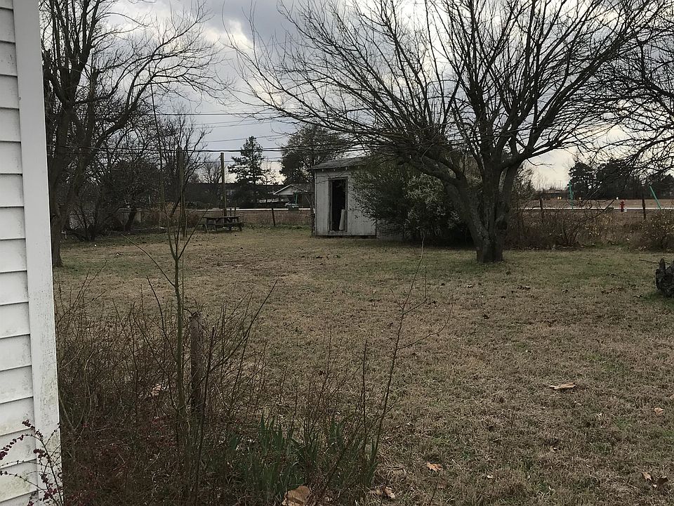 Back Yard and small shed