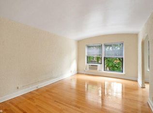 536 West Arlington, Chicago, IL 60614