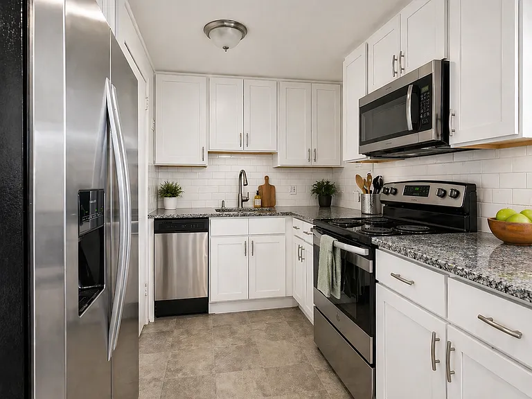 69 Seaver Cir — Photo 6