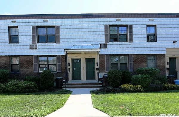 1st image of 6900 Park Dr E