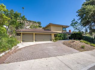 851 Misty Isle Dr, Glendale, CA 91207